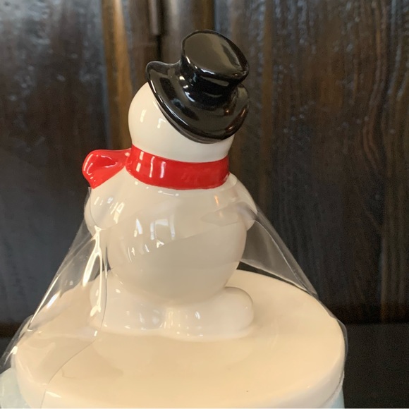 Rae Dunn JOLLY HAPPY FUN Frosty the Snowman Topper Mug - Picture 7 of 10